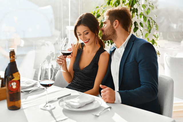 Có nên yêu người lớn hơn mình nhiều tuổi