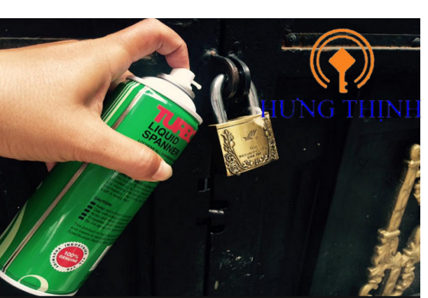 bảo dưỡng khắc phục khóa bị gỉ sét